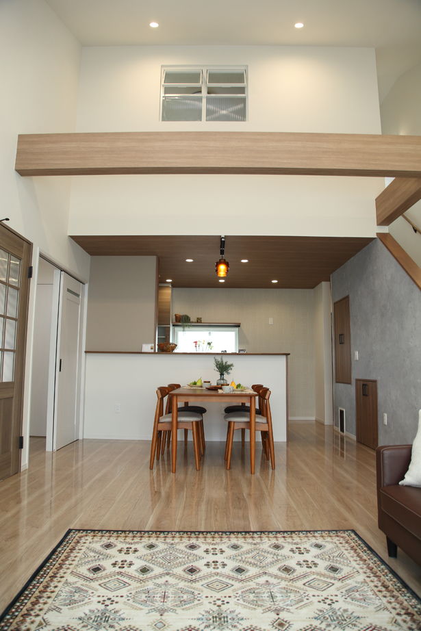 牡鹿観光・おしかホーム【石巻・東松島・女川】 平屋風2階建ての「猫」と暮らす家の建築実例画像2