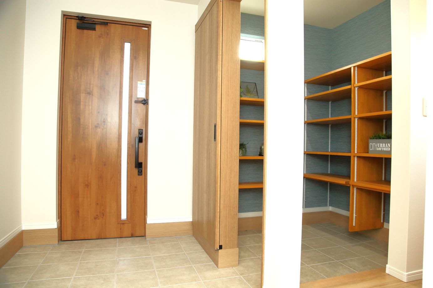 牡鹿観光・おしかホーム【石巻・東松島・女川】 三階建て屋上のある住まい。狭小地が、屋上、ガレージ、ホームエレベーター、IOT設備で快適な暮らしにの建築実例画像7