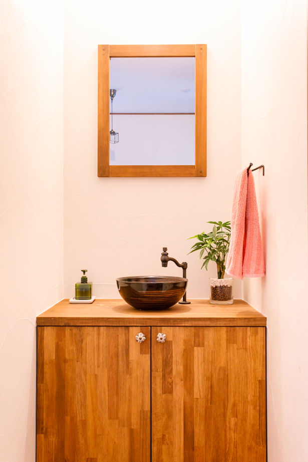 いい家つくる。善匠 【2000万円台｜34坪｜L字型の平屋】蔵のような和モダンな平屋「畳リビングには掘りごたつも造りました」の建築実例画像12