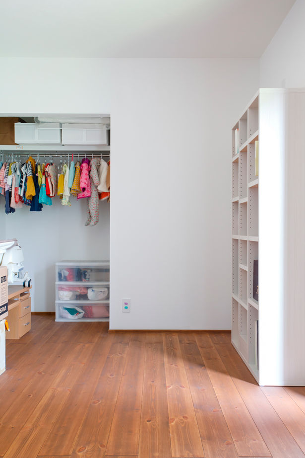 いい家つくる。善匠 【2000万円台｜34坪｜L字型の平屋】蔵のような和モダンな平屋「畳リビングには掘りごたつも造りました」の建築実例画像15