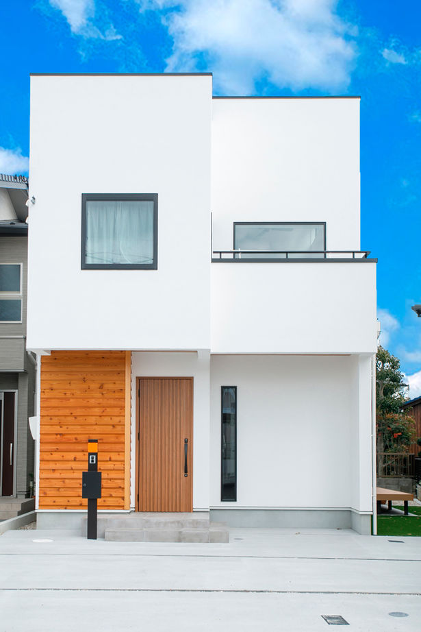 いい家つくる。善匠 【2000万円台｜31坪｜間取り有】日当たりの不安は吹抜けで解消！「LDKは朝日がまぶしいくらいです」の建築実例画像2