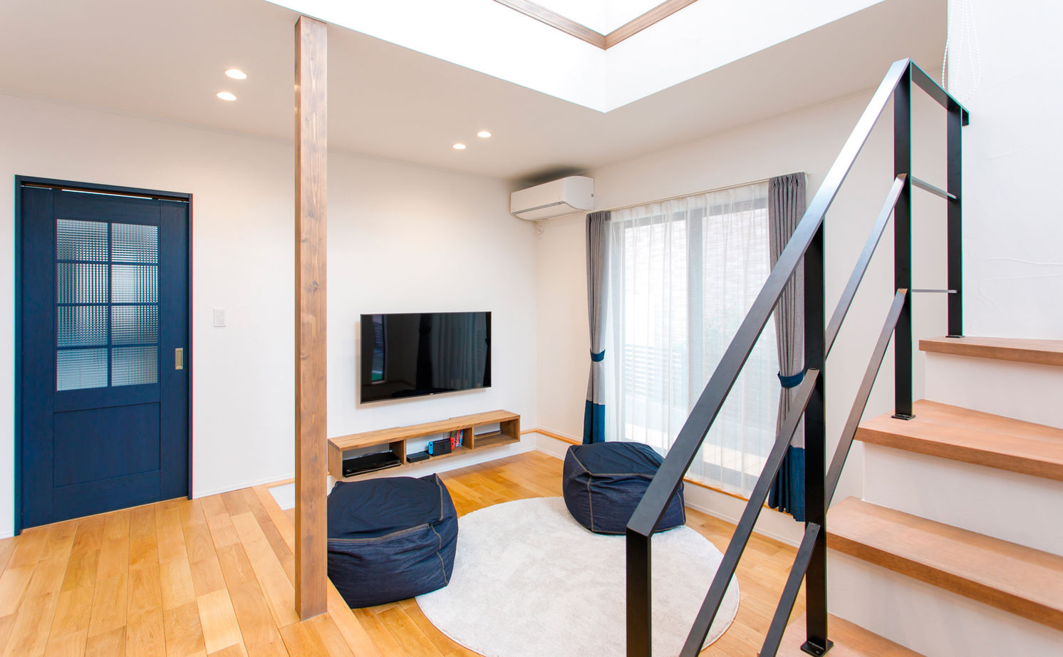 いい家つくる。善匠 【2000万円台｜31坪｜間取り有】日当たりの不安は吹抜けで解消！「LDKは朝日がまぶしいくらいです」の建築実例画像4