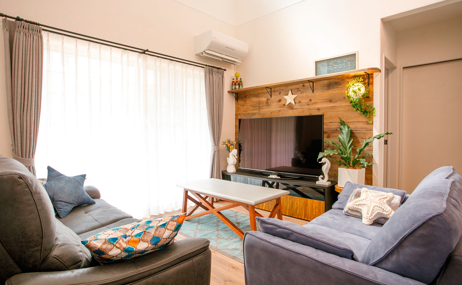 いい家つくる。善匠 【2000万円台｜32坪】サーフィン好きが建てたアメリカンな２階建て「テーマはスローライフです」の建築実例画像2