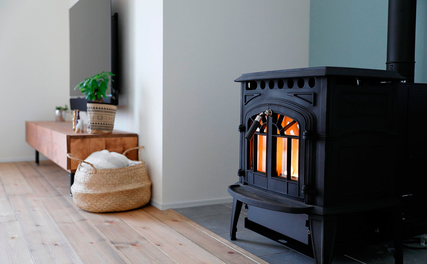 いい家つくる。善匠 【2000万円台｜33坪｜間取り有】シンプルモダンなサーフハウス「一段下げたリビングもお気に入りです」の建築実例画像14