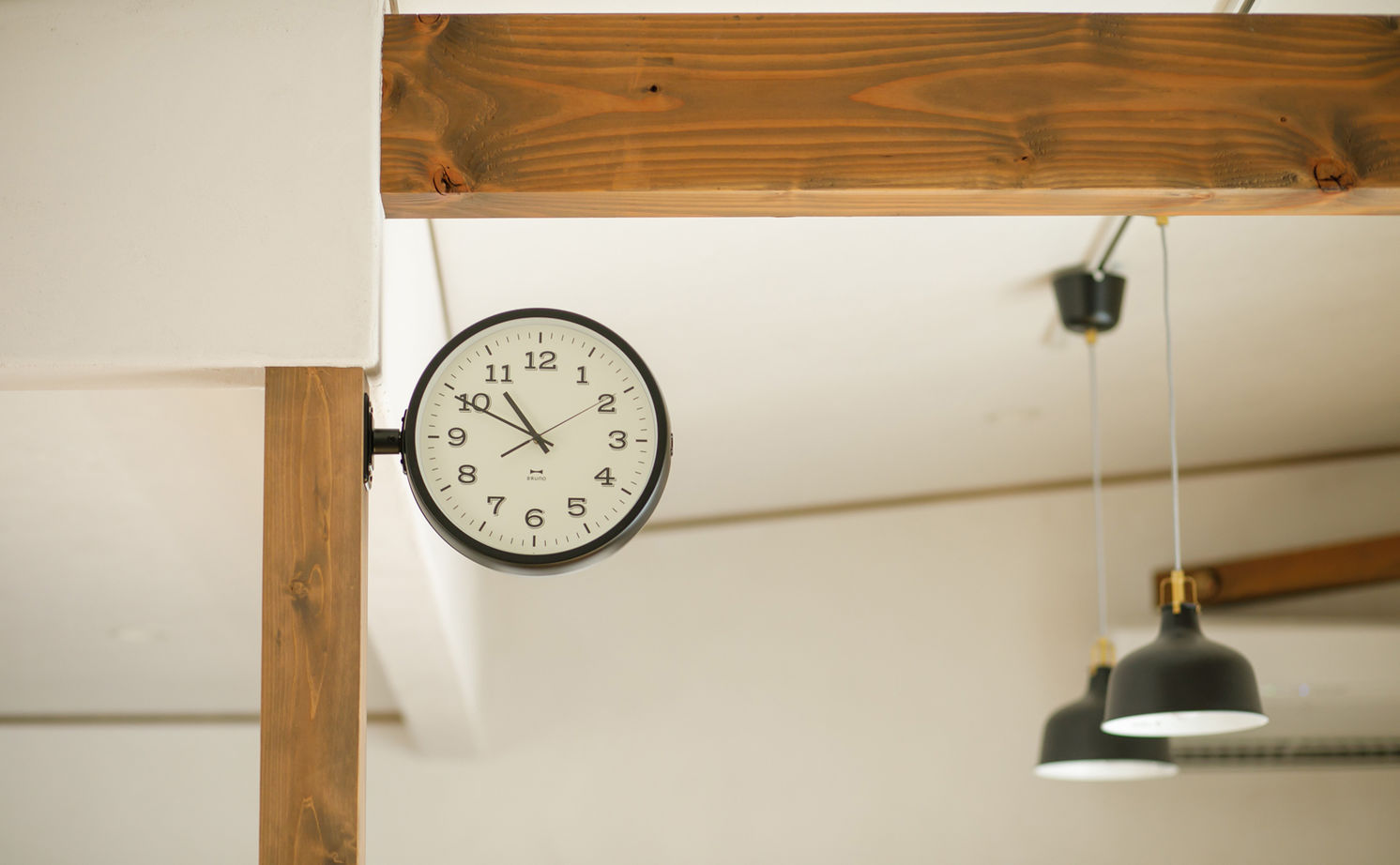 いい家つくる。善匠 【36坪｜間取り有】吹抜け階段がとどける家族の気配。旗竿地でも２階リビングで明るさ十分！の建築実例画像13