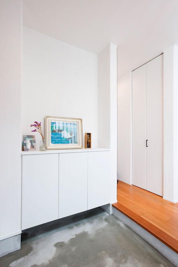 いい家つくる。善匠 【1000万円台｜30坪未満の家｜間取り有】囲まれた中庭やアイアン階段、ダウンリビングのあるコンパクトな家の建築実例画像8