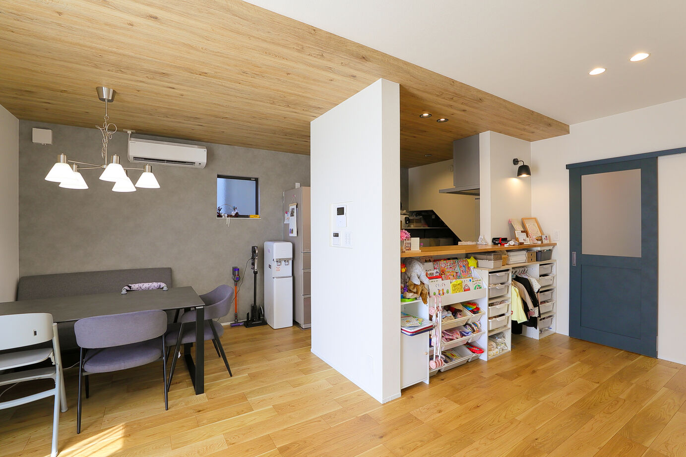 いい家つくる。善匠 【1000万円台｜30坪】シンプルナチュラル & 収納充実！家族と過ごす片流れ屋根の家の建築実例画像4