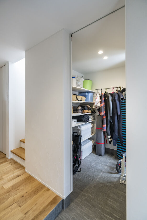 いい家つくる。善匠 【46坪｜自然素材｜モダン】陽の光につつまれる、シンプルモダンな邸宅の建築実例画像7