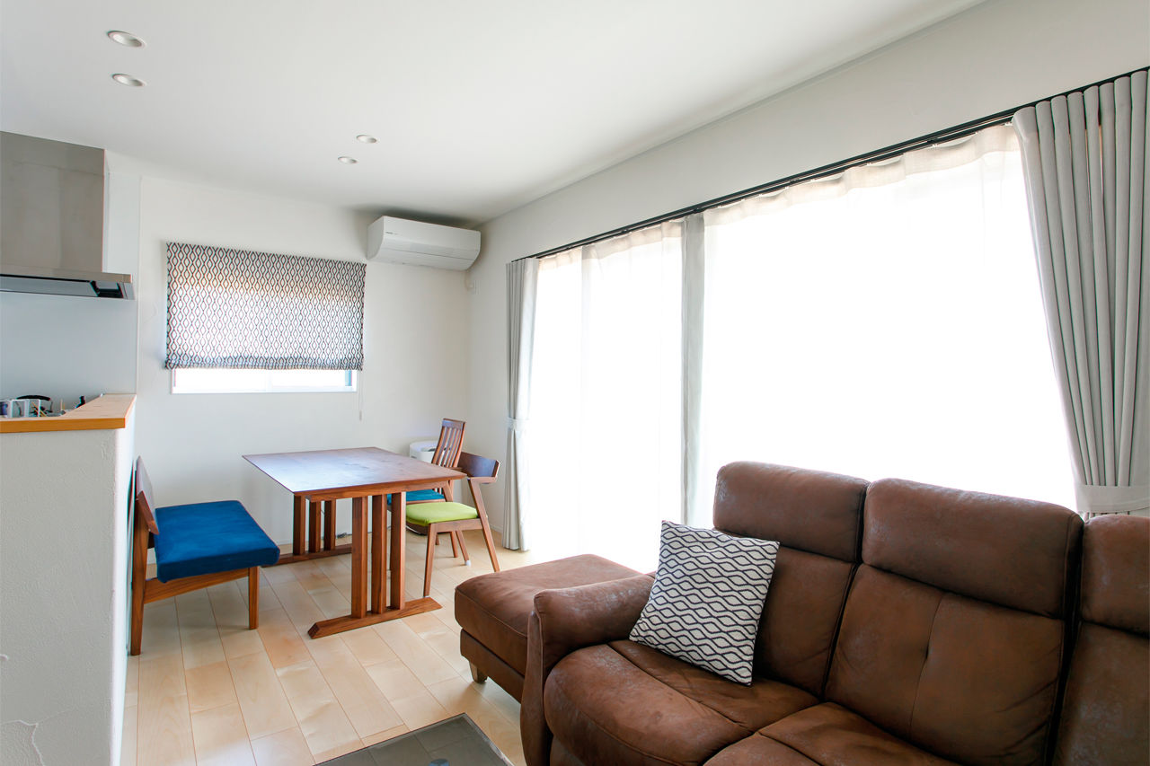 いい家つくる。善匠 【2000万円台｜インナーガレージ｜間取り有】外観はかっこよく！20代で建てた木のぬくもりに癒される家の建築実例画像4