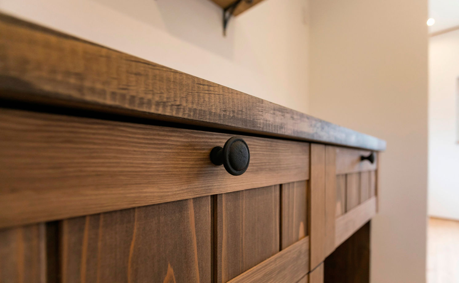 いい家つくる。善匠 【2000万円台｜間取り有】30坪のおしゃれな２階建て「薪ストーブのあるリビングに家族が自然に集まります」の建築実例画像6