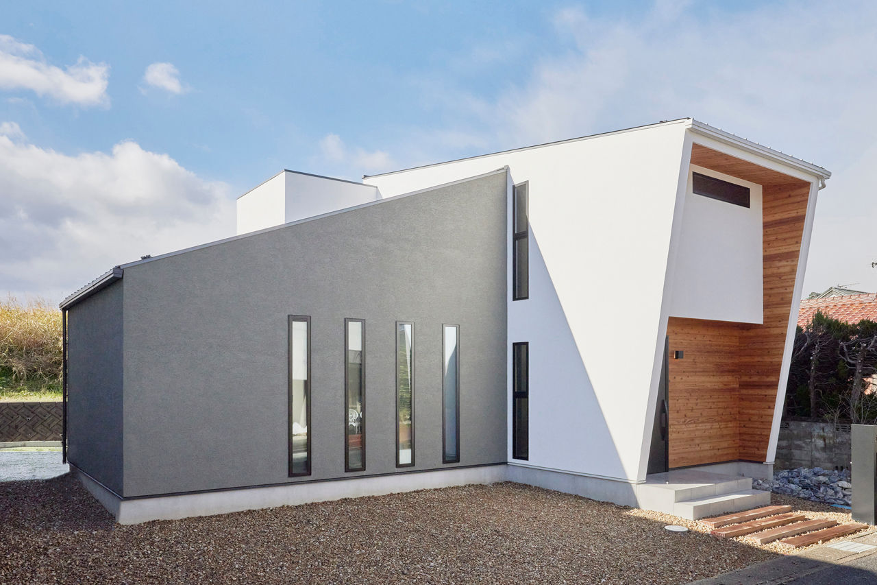 いい家つくる。善匠 【2000万円台｜吹抜リビング｜間取り有】求めたのは開放感とかっこよさ。20代で建てた平屋的に暮らせる家の建築実例画像1