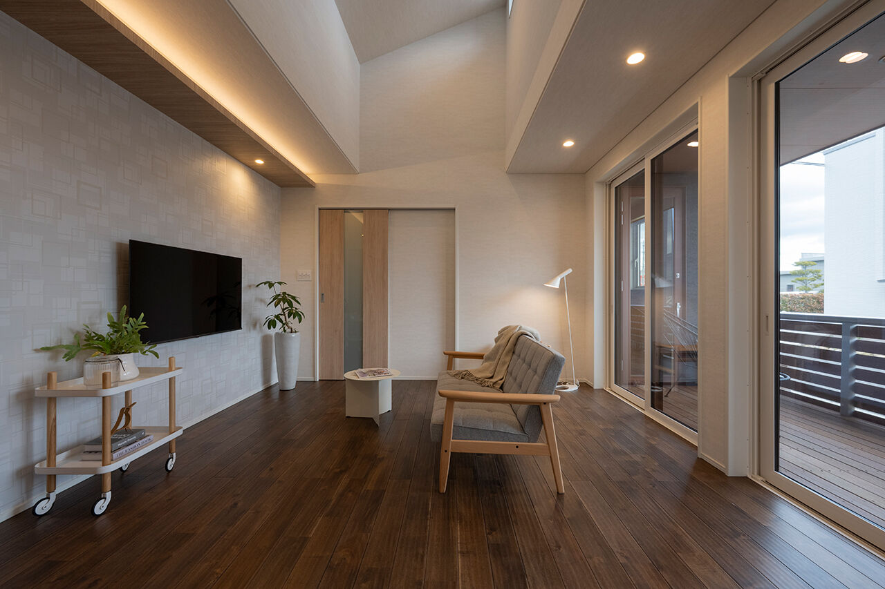 茂山組 蓄電池搭載の省エネ住宅。1階で暮らしが完結する平屋プラスワンの家の建築実例画像5