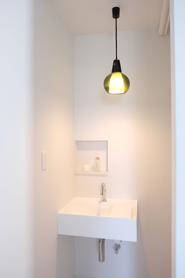 茂山組 車４台駐車可能なインナーガレージを持つ美術館のような家の建築実例画像9