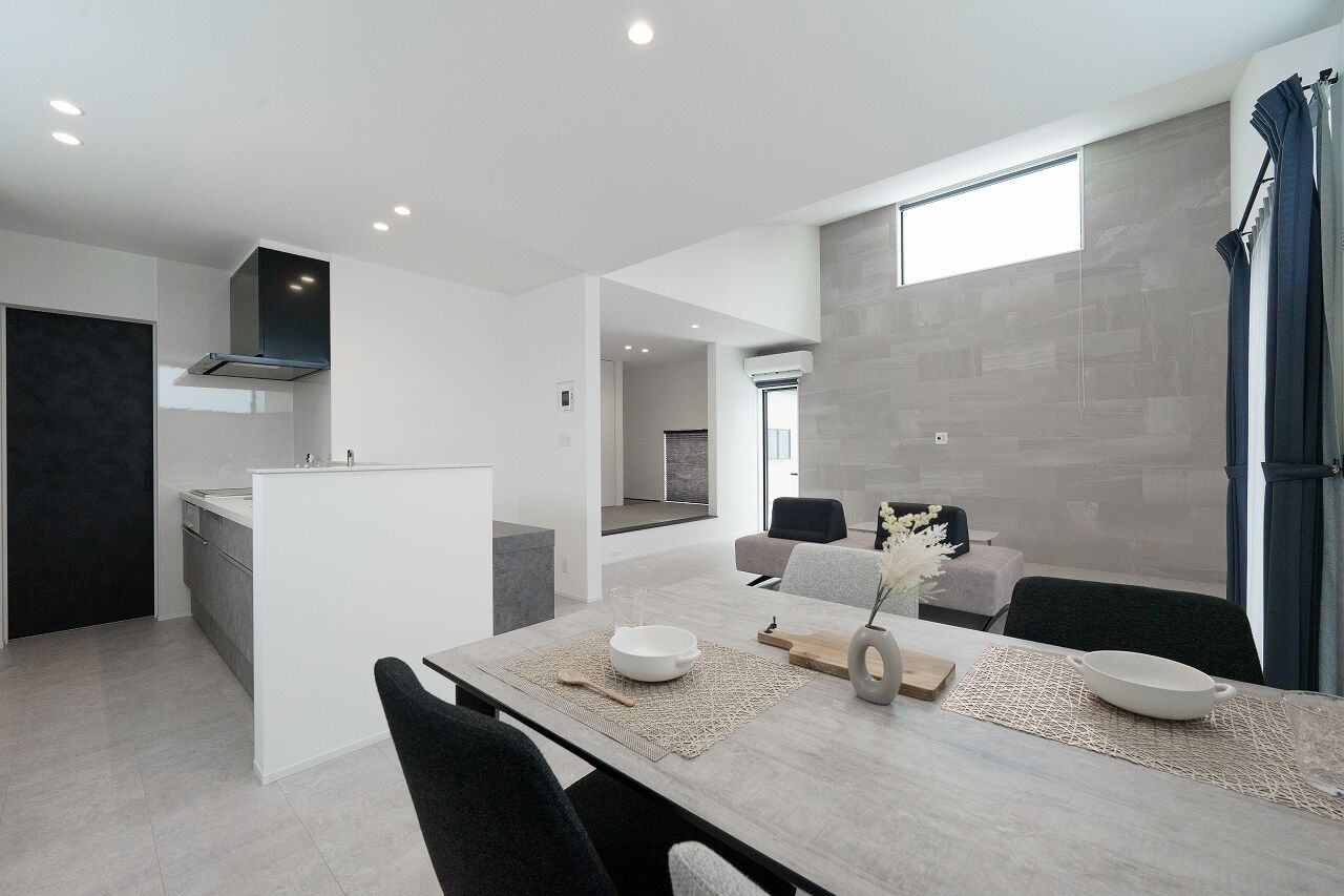 大きな森　永井工業 ファミクロを中心に配置。美しさと実用性が両立する住まいの建築実例画像2