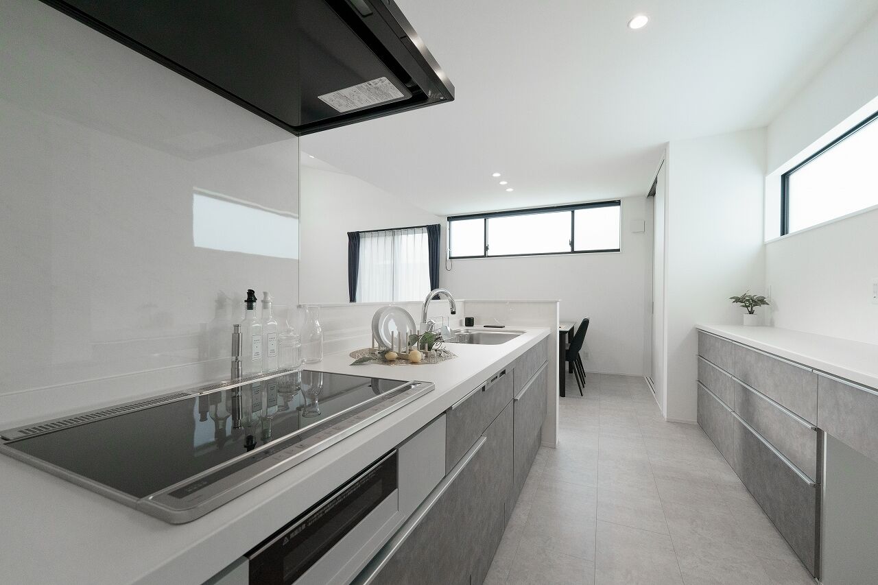 大きな森　永井工業 ファミクロを中心に配置。美しさと実用性が両立する住まいの建築実例画像5