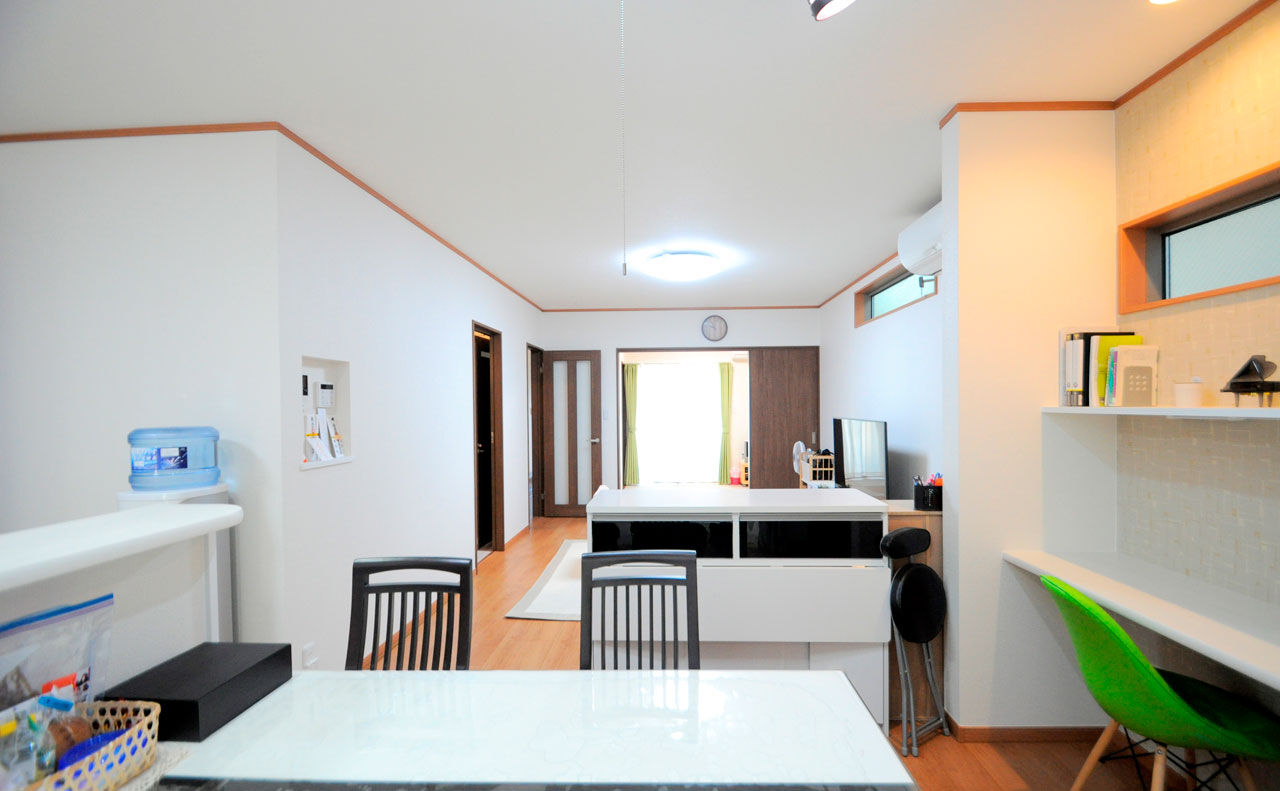 フォーシステムカンパニー 【松原市/1326万円/間取図有/17坪台】家族が和やかに憩える理想の住まいを実現　豊富な収納で暮らしやすいの建築実例画像3