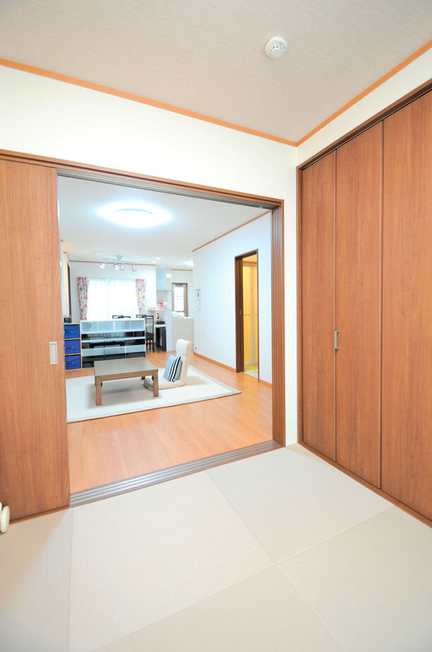 フォーシステムカンパニー 【松原市/1326万円/間取図有/17坪台】家族が和やかに憩える理想の住まいを実現　豊富な収納で暮らしやすいの建築実例画像7