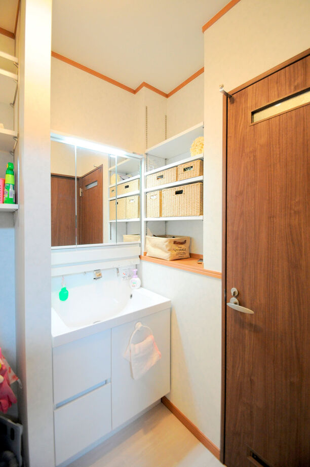 フォーシステムカンパニー 【松原市/1326万円/間取図有/17坪台】家族が和やかに憩える理想の住まいを実現　豊富な収納で暮らしやすいの建築実例画像10