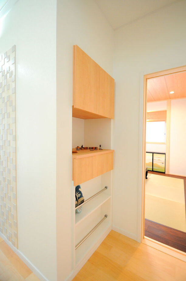 フォーシステムカンパニー 【八尾市/2229万円/間取図有】格調高いデザインと高い性能、暮らしやすい工夫を盛り込んだ住まいの建築実例画像9