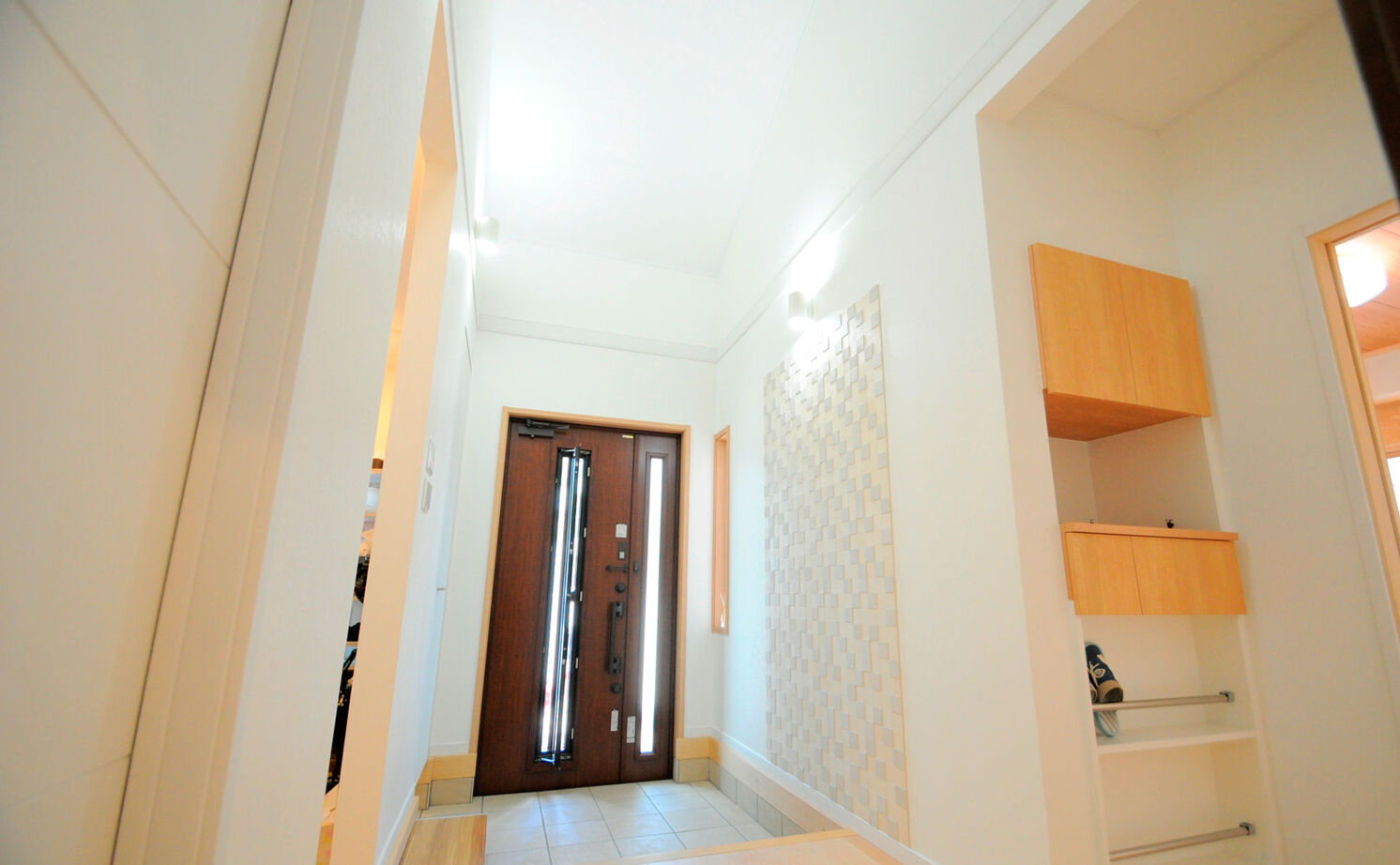 フォーシステムカンパニー 【八尾市/2229万円/間取図有】格調高いデザインと高い性能、暮らしやすい工夫を盛り込んだ住まいの建築実例画像10