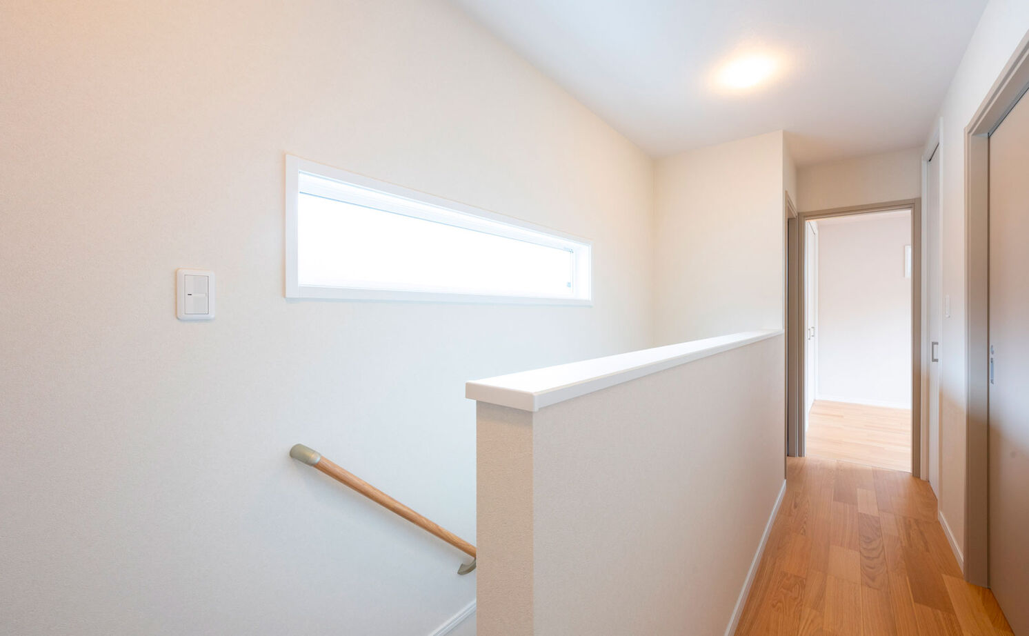 フォーシステムカンパニー 【大阪府/1756万円/間取り図有/長期優良】木目調×グレーでまとめたナチュラルモダンな愛犬と暮らす家の建築実例画像18