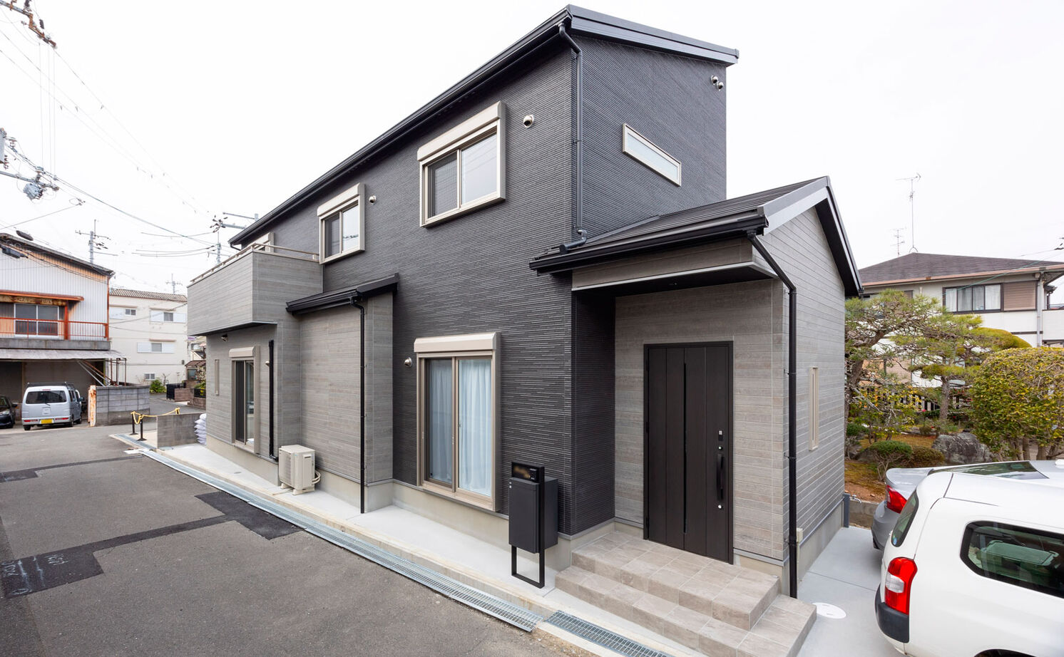 フォーシステムカンパニー 【大阪府/1756万円/間取り図有/長期優良】木目調×グレーでまとめたナチュラルモダンな愛犬と暮らす家の建築実例画像19