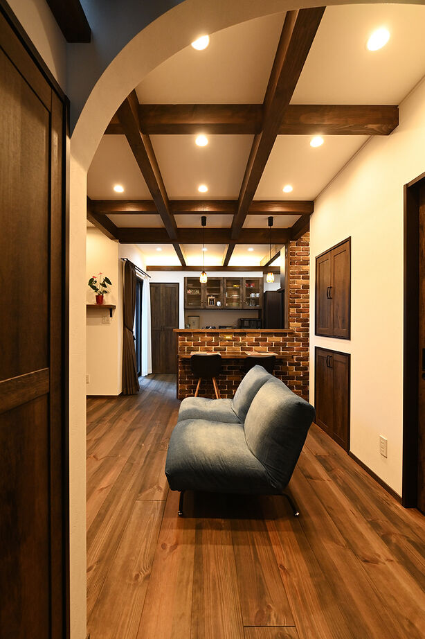 TDホーム静岡西　ウエストンホームズ 【静岡市｜1000万円台｜21.2坪｜平屋ライク】１階で暮らしが完結♪愛犬と暮らすレトロモダンな無垢の家の建築実例画像4