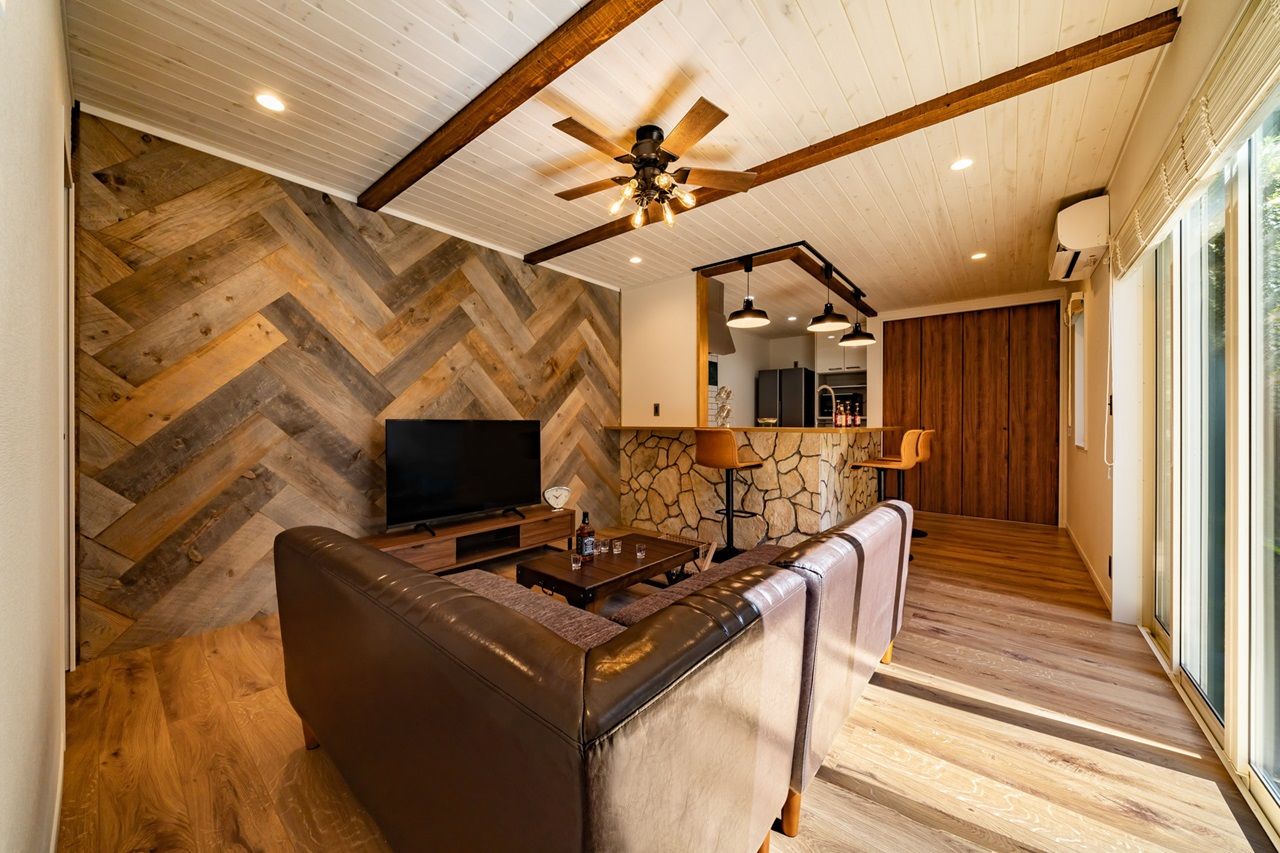 ash/佐藤工務店 【三浦郡｜1000万円台｜カバードポーチ】休暇を少しだけ豊かにする。コンパクトで特別なセカンドハウスの建築実例画像3