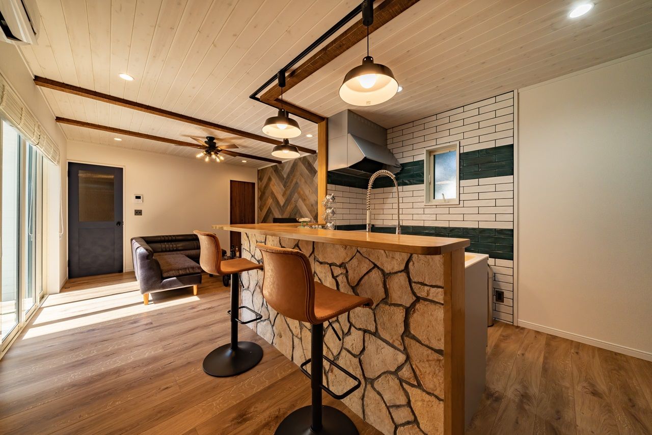 ash/佐藤工務店 【三浦郡｜1000万円台｜カバードポーチ】休暇を少しだけ豊かにする。コンパクトで特別なセカンドハウスの建築実例画像6