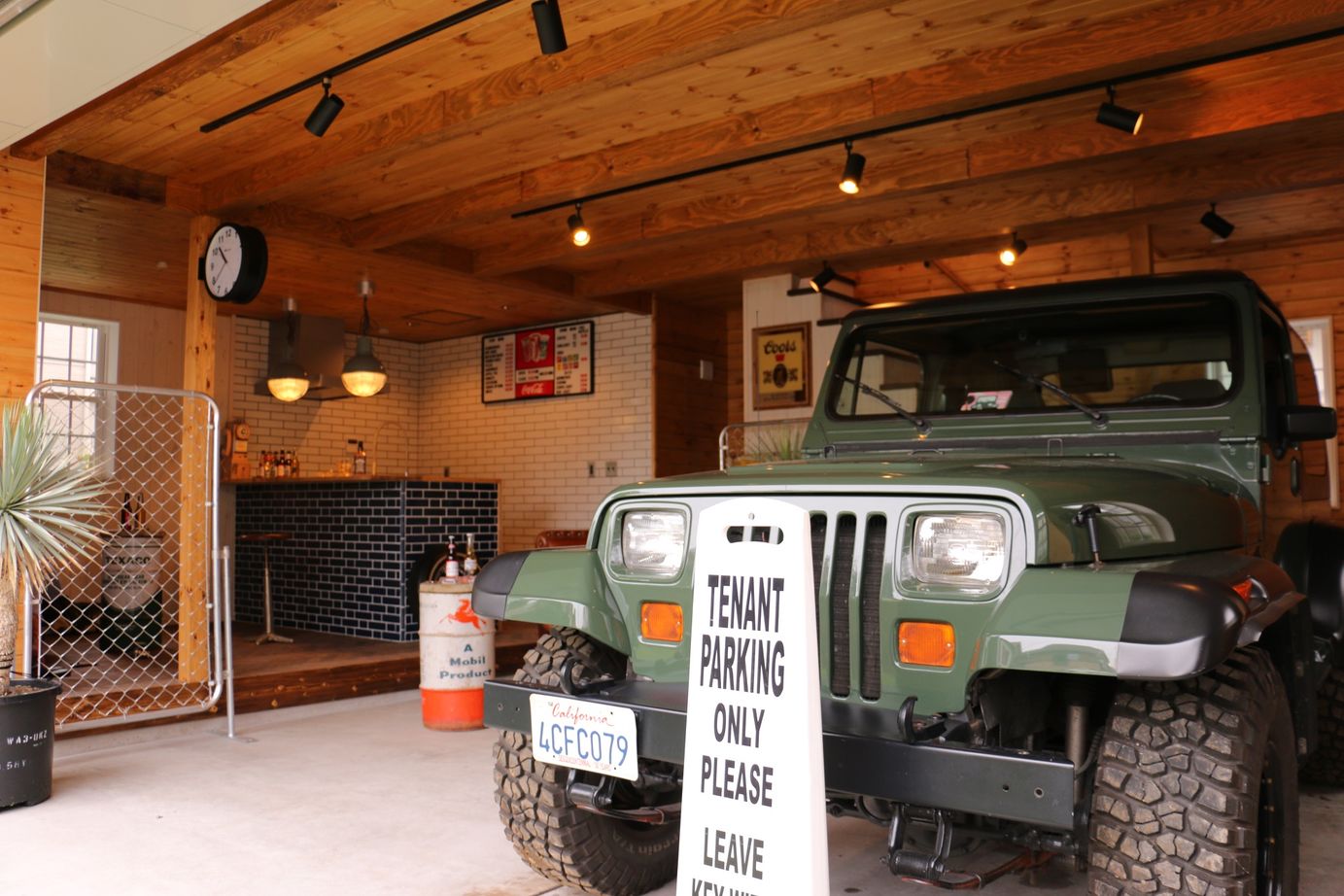 ash/佐藤工務店 【相模原市｜1000万円台｜一人暮らし】ビルドインガレージで、アメリカンスタイルの暮らしを楽しむ家の建築実例画像4