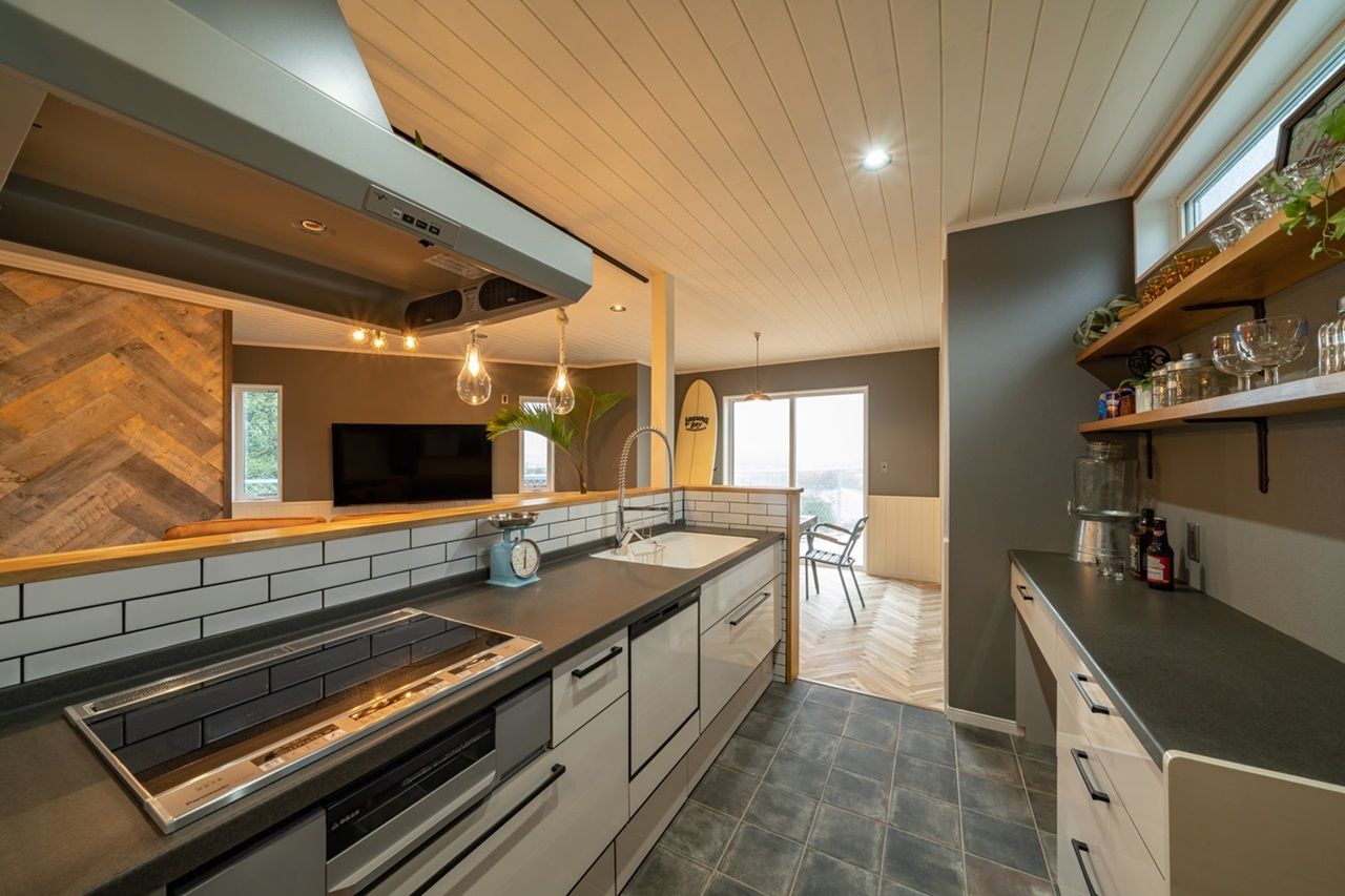 ash/佐藤工務店 【相模原市｜カバードポーチ｜二世帯住宅】間取りの工夫で、家族みんなの気配を感じられるアメリカンハウスの建築実例画像7