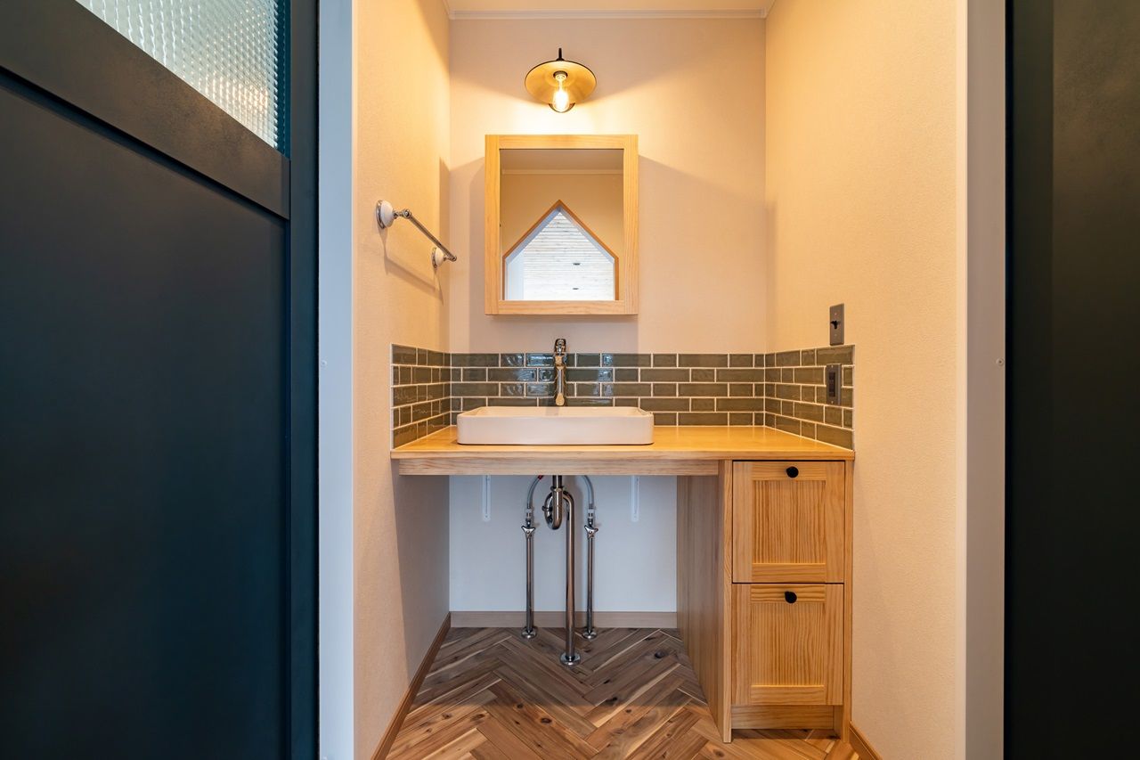 ash/佐藤工務店 【相模原市｜完全分離二世帯｜2階リビング】親世帯も子世帯もそれぞれが快適に過ごせるブルックリンハウスの建築実例画像8