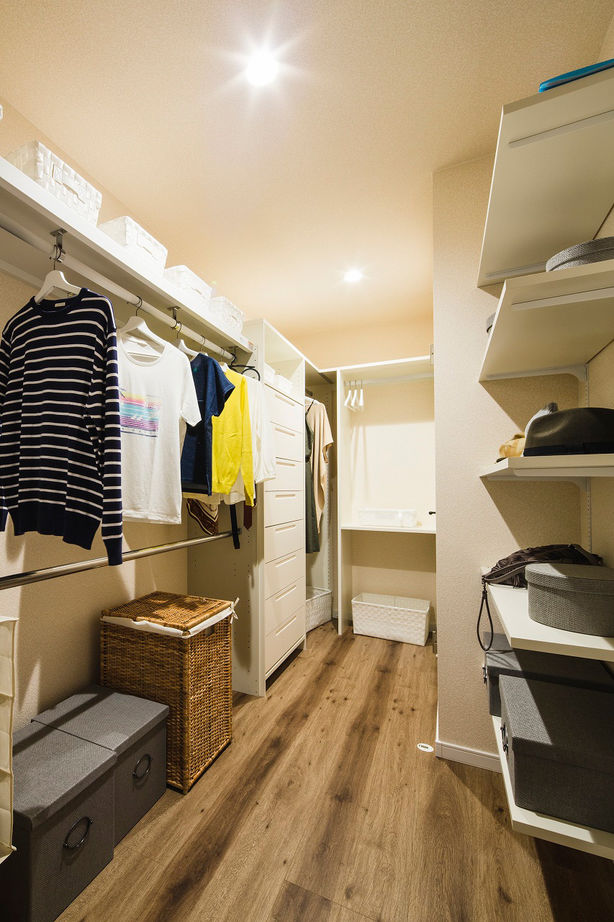 高橋開発の注文住宅 【大阪/2300万円台/2階建て/ロジア/間取り図有】中庭で存分に遊べるカリフォルニアスタイルのお家の建築実例画像9