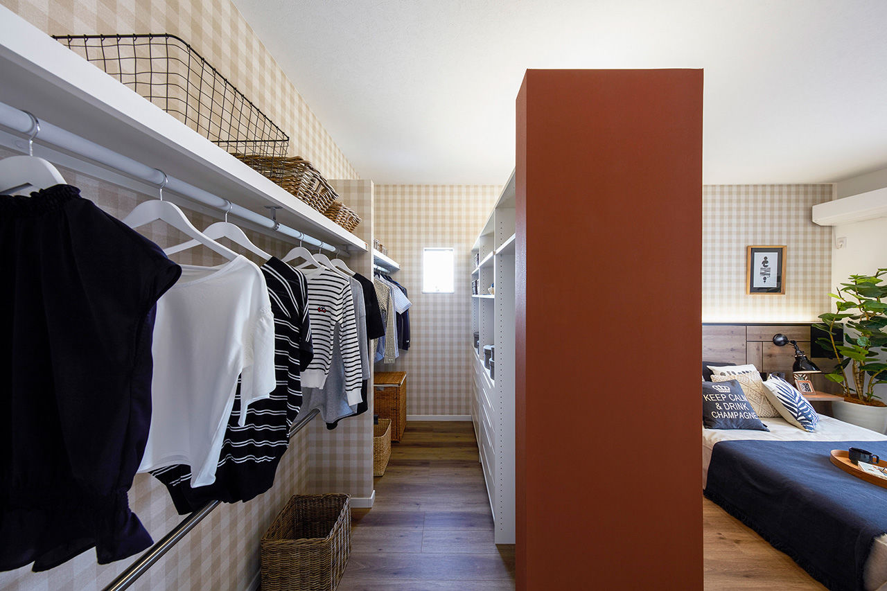 高橋開発の注文住宅 【大阪/1700万円台/ロジア/2階建て/ロフト/間取り図有】緑が映えるボタニカルな中庭のある30坪の家の建築実例画像6