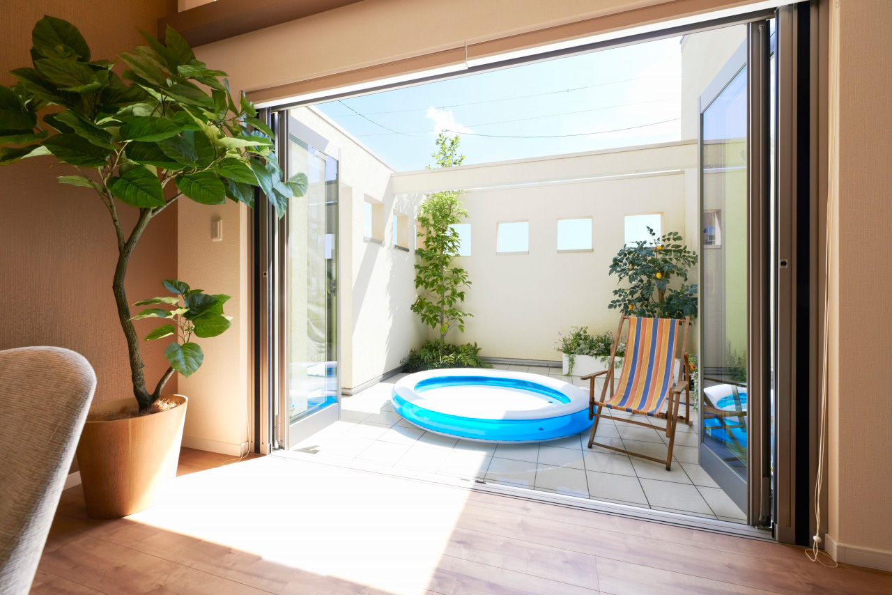 高橋開発の注文住宅 【大阪/2200万円台/2階建て/ロジア/間取り図有】約10畳ものロジアを設けた豊かな時間を過ごせる家の建築実例画像2