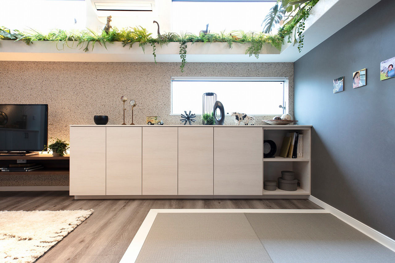 高橋開発の注文住宅 【大阪/2,180万円/延床30坪/間取り図有】吹抜けと採光で明るく暮らすファミリークローゼットのあるお家の建築実例画像3