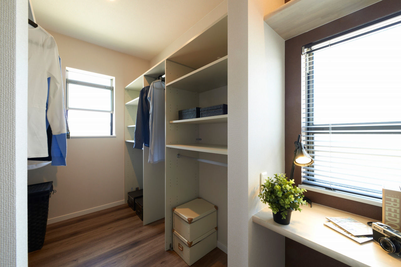 高橋開発の注文住宅 【大阪/2100万円台/吹き抜け/ロジア/間取り図有】プライバシー性の高い屋外空間とヴィンテージ感漂うお家の建築実例画像7