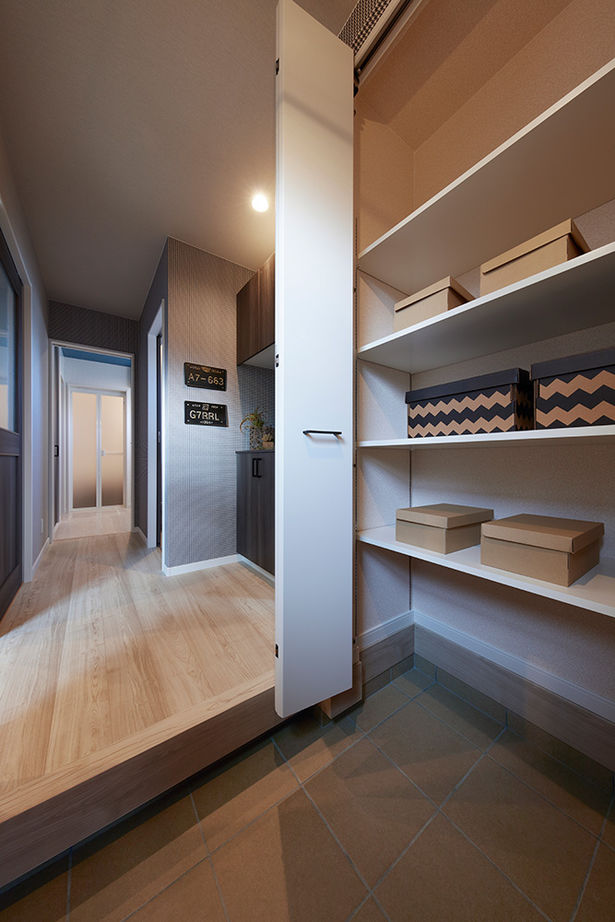 高橋開発の注文住宅 大阪/2200万円台/延床33坪/ロジア/間取り図有】吹き抜けとバルコニーでダイナミックな空間が目を惹く家の建築実例画像14