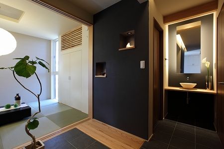 シブサワスタイル 7人の大家族が集うリビングに、笑顔が溢れる。視界を楽しむ和モダンの住まいの建築実例画像4