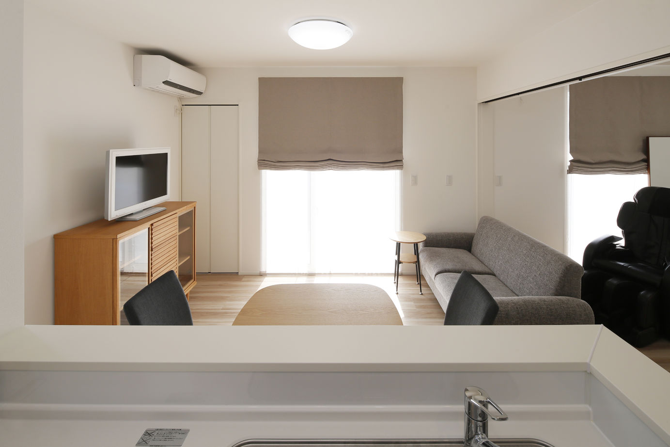 シブサワスタイル 傾斜地に佇む２世帯スキップフロアモダンハウスの建築実例画像9