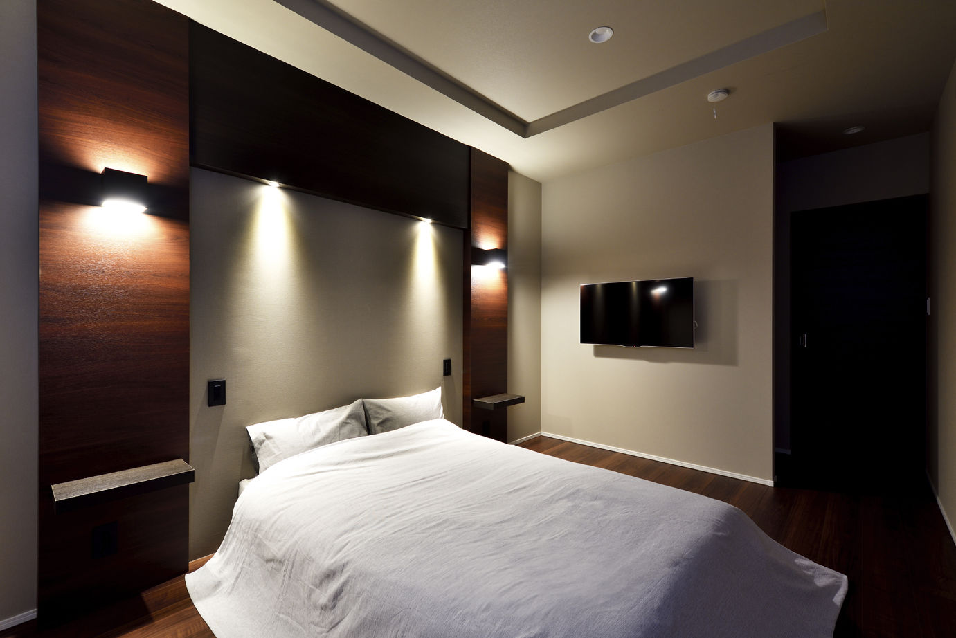 シブサワスタイル 【本体価格2300～2399万円】グリーンルームを囲む寛ぎに満ち溢れた家の建築実例画像6