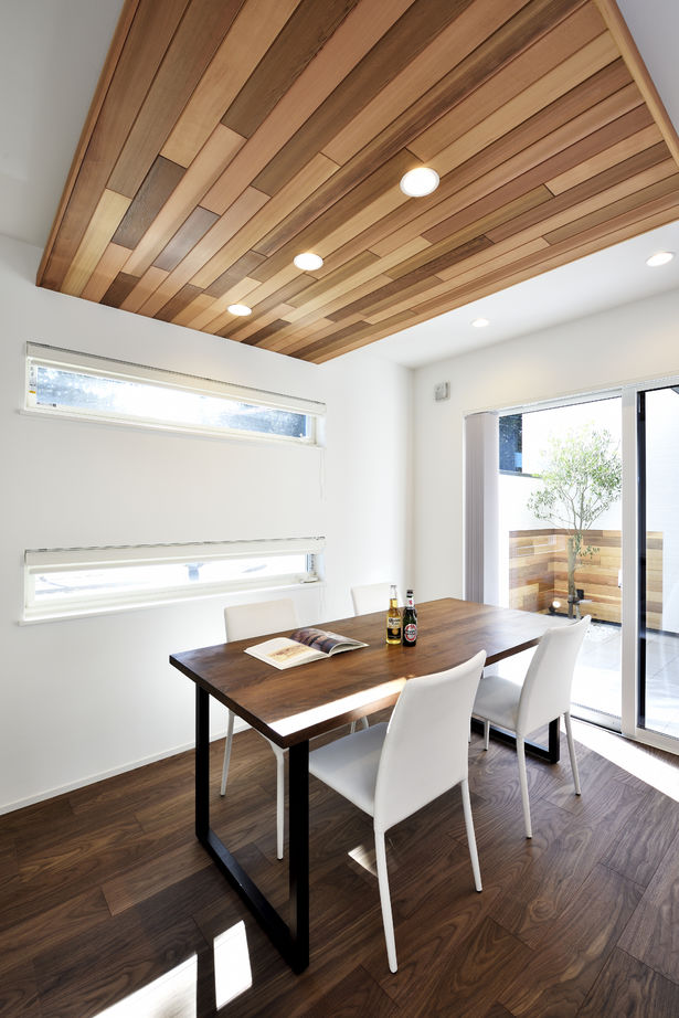 シブサワスタイル 【本体価格2300～2399万円】グリーンルームを囲む寛ぎに満ち溢れた家の建築実例画像10