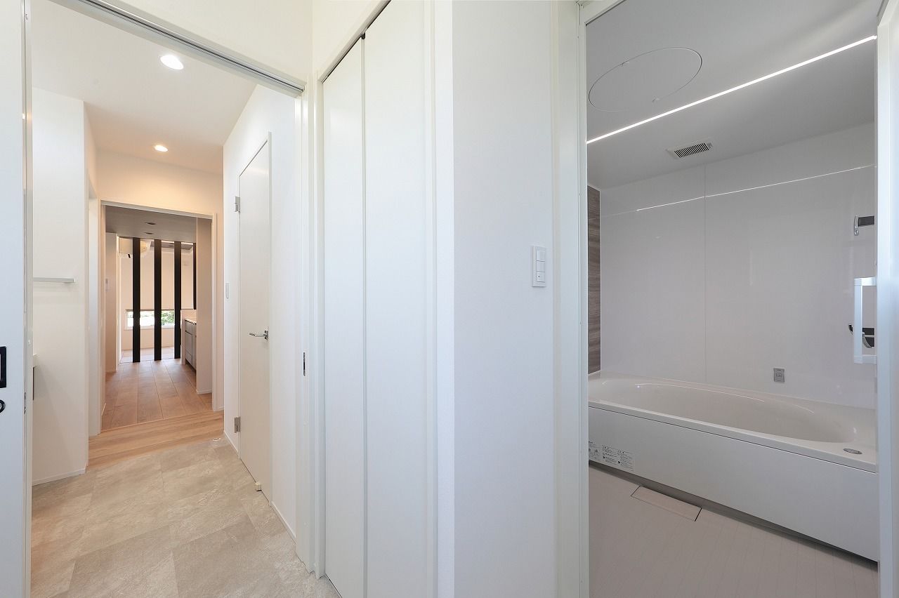 シブサワスタイル 【本体価格2800～2899万円】360°をフルに使って表現。敷地を活かしてリゾートスローライフを愉しむ、ナチュラルモダンの建築実例画像10