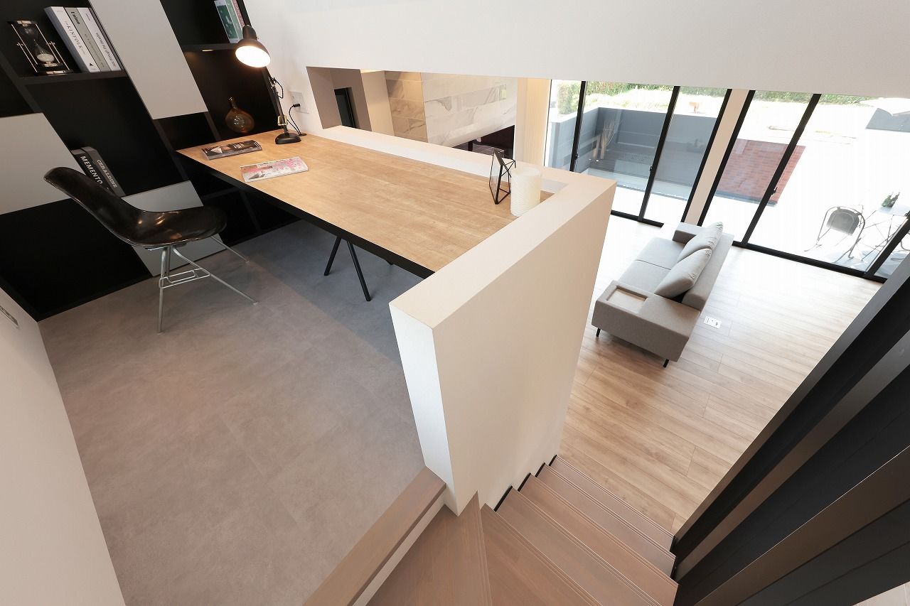 シブサワスタイル 【本体価格3400～3499万円】アウトラインバランスと水平ラインが美しい、モダンリゾートハウスの建築実例画像6