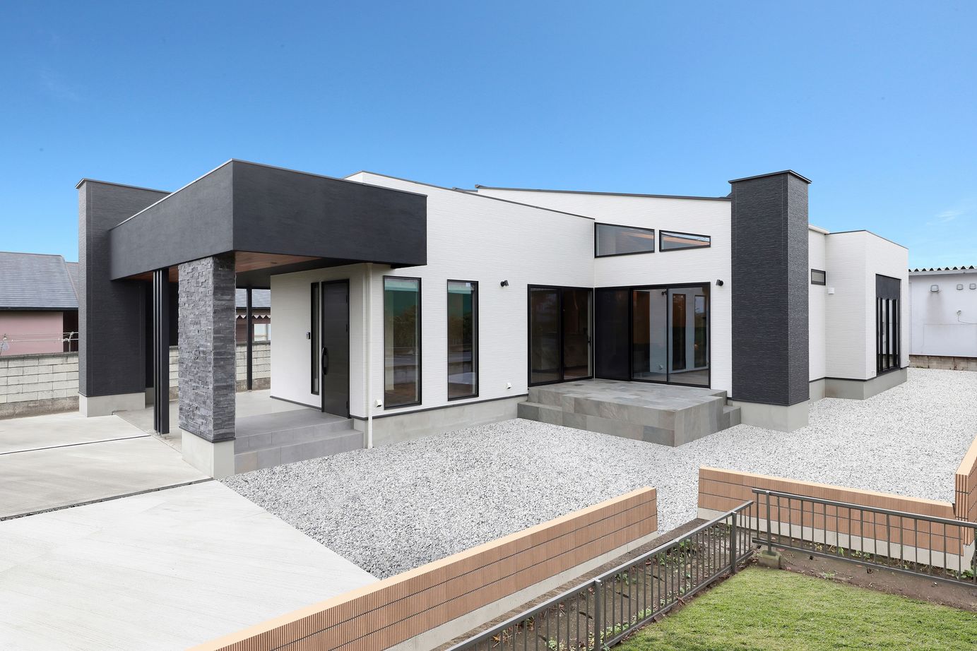 シブサワスタイル DJBOOTHのある平屋×ホテルライクハウスの建築実例画像2