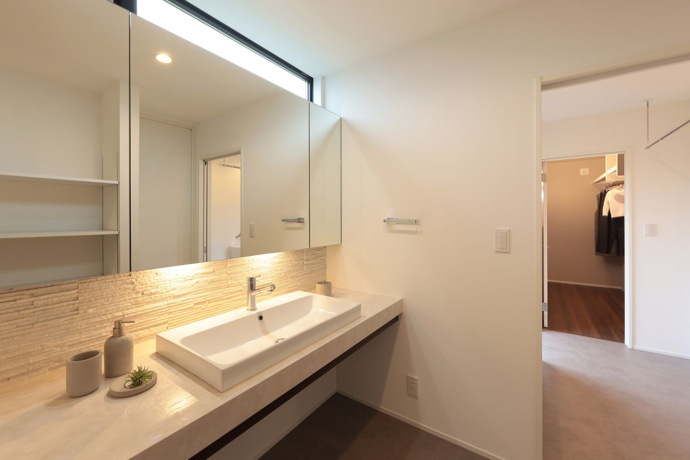 シブサワスタイル DJBOOTHのある平屋×ホテルライクハウスの建築実例画像9