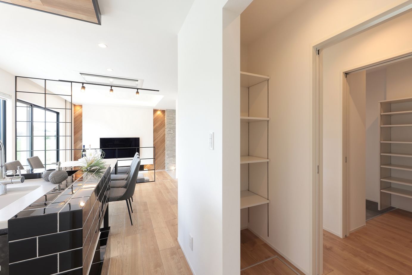 シブサワスタイル 4種のモダン×西海岸ハウスの建築実例画像8