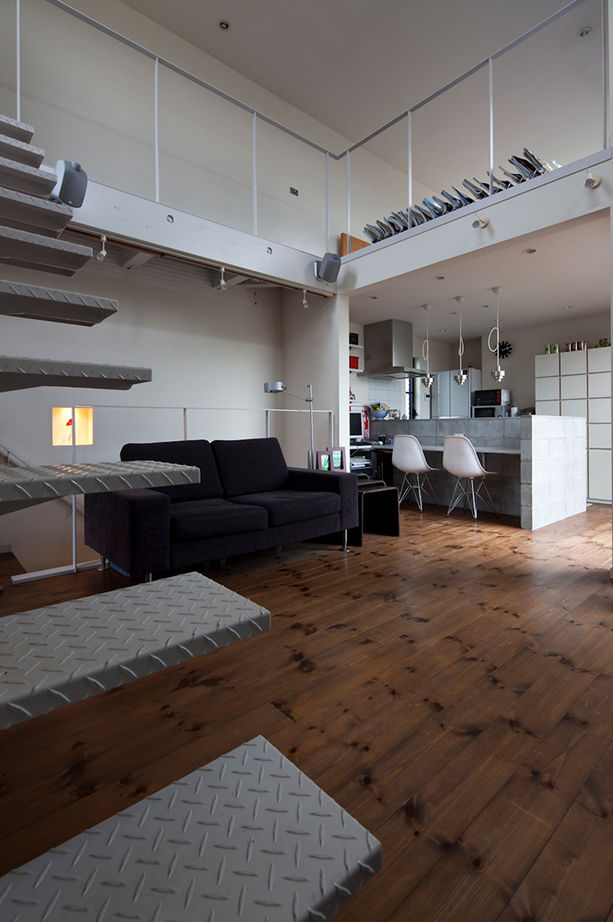 建築工房わたなべ（富士市） 【富士市/2000～2499万円/ガレージ/3階建て】イメージは『NYのアパート』。シームレスな多層構造の間取りの建築実例画像5