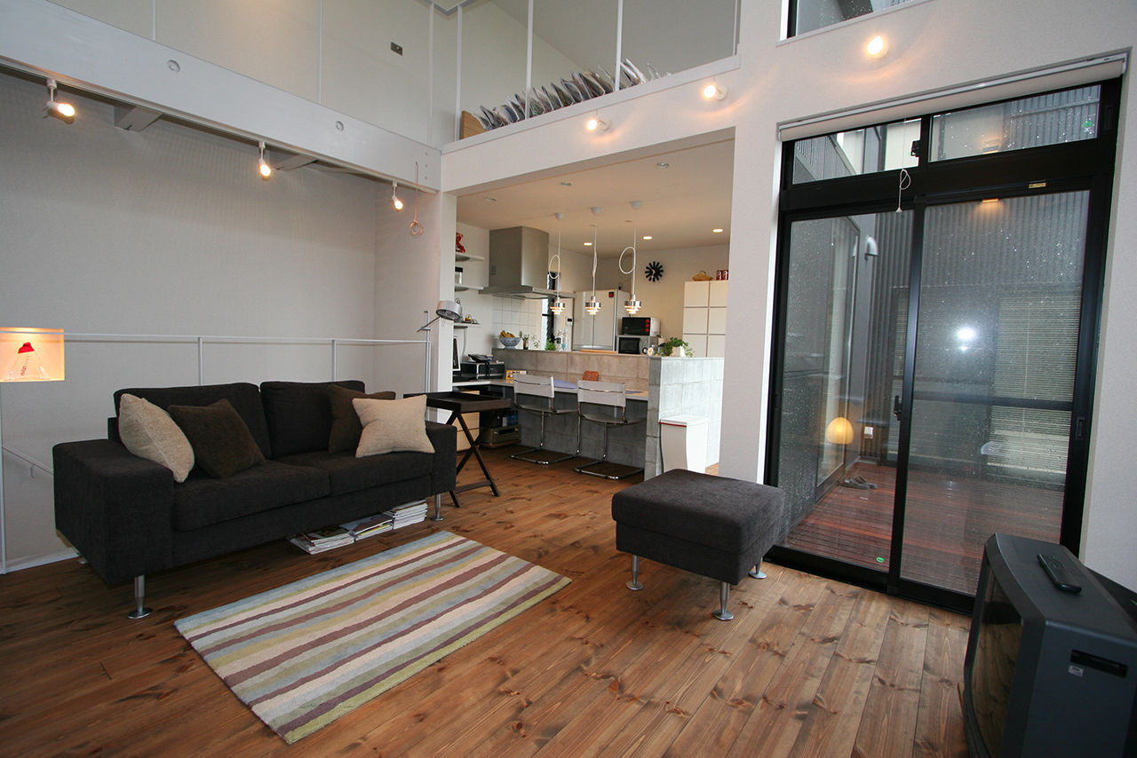 建築工房わたなべ（富士市） 【富士市/2000～2499万円/ガレージ/3階建て】イメージは『NYのアパート』。シームレスな多層構造の間取りの建築実例画像9