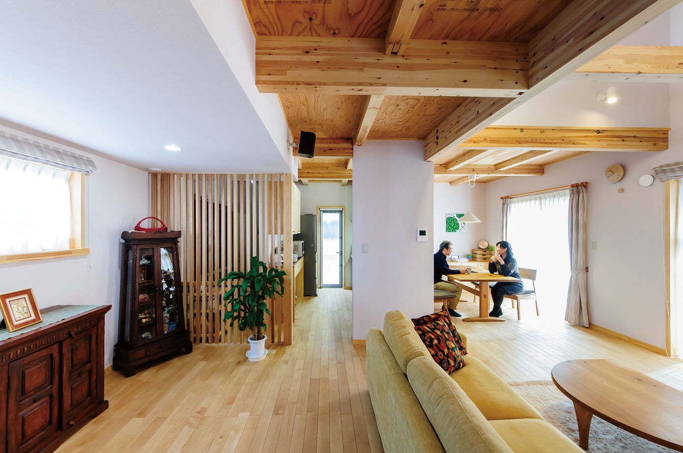 BAUHOUSE -住まい設計工房バウハウス- 【ガレージハウス/36坪/間取り図】季節ごとに楽しめる庭の植栽。１年中心地が良いシンプルモダンな暮らしの建築実例画像3